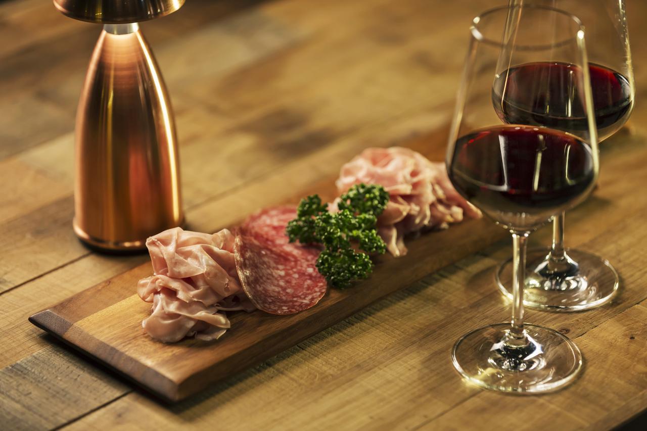 Omo7 Asahikawa By Hoshino Resorts Екстер'єр фото Salami and wine