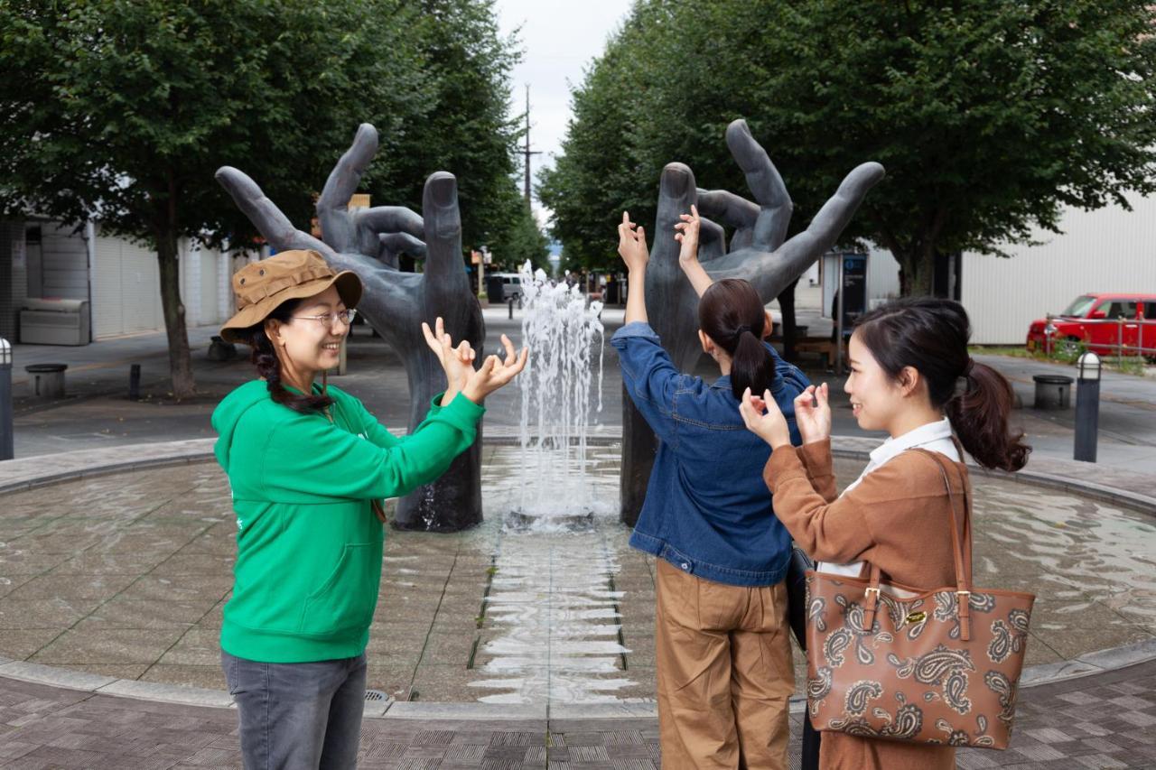 Omo7 Asahikawa By Hoshino Resorts Екстер'єр фото Visitors at the Peace Park