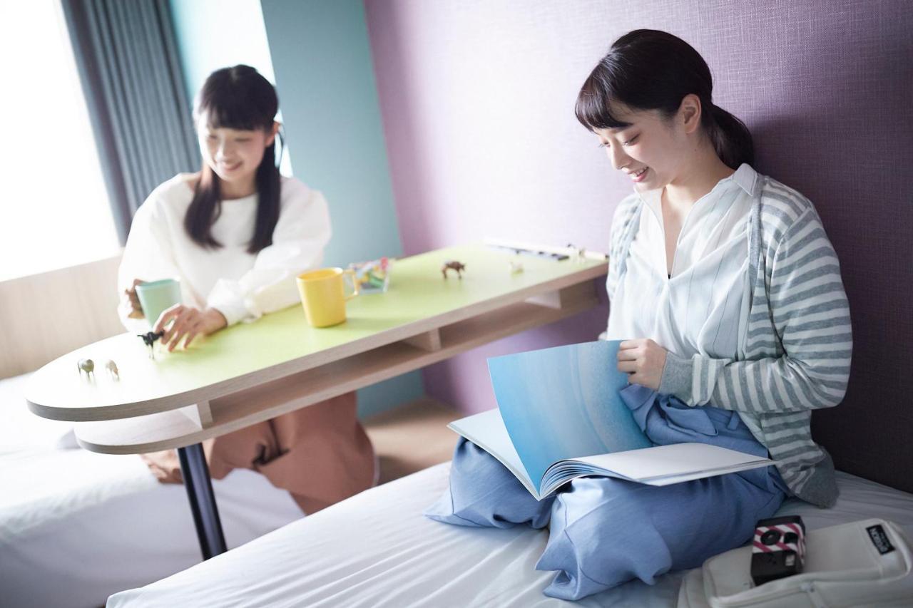 Omo7 Asahikawa By Hoshino Resorts Екстер'єр фото Students studying in the dormitory
