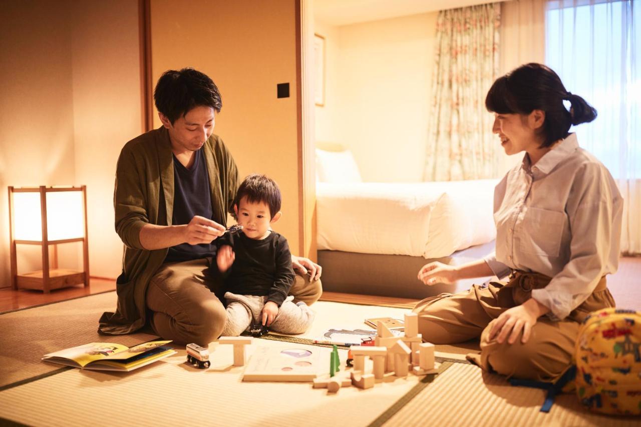 Omo7 Asahikawa By Hoshino Resorts Екстер'єр фото A Japanese family